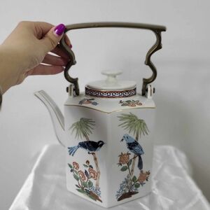 Mikado Taste Seller Sigma Teapot Hand Painted MADE IN JAPAN